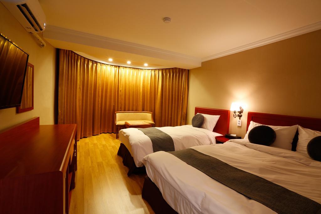 Anmyeondo Plaza Hotel Taean Luaran gambar